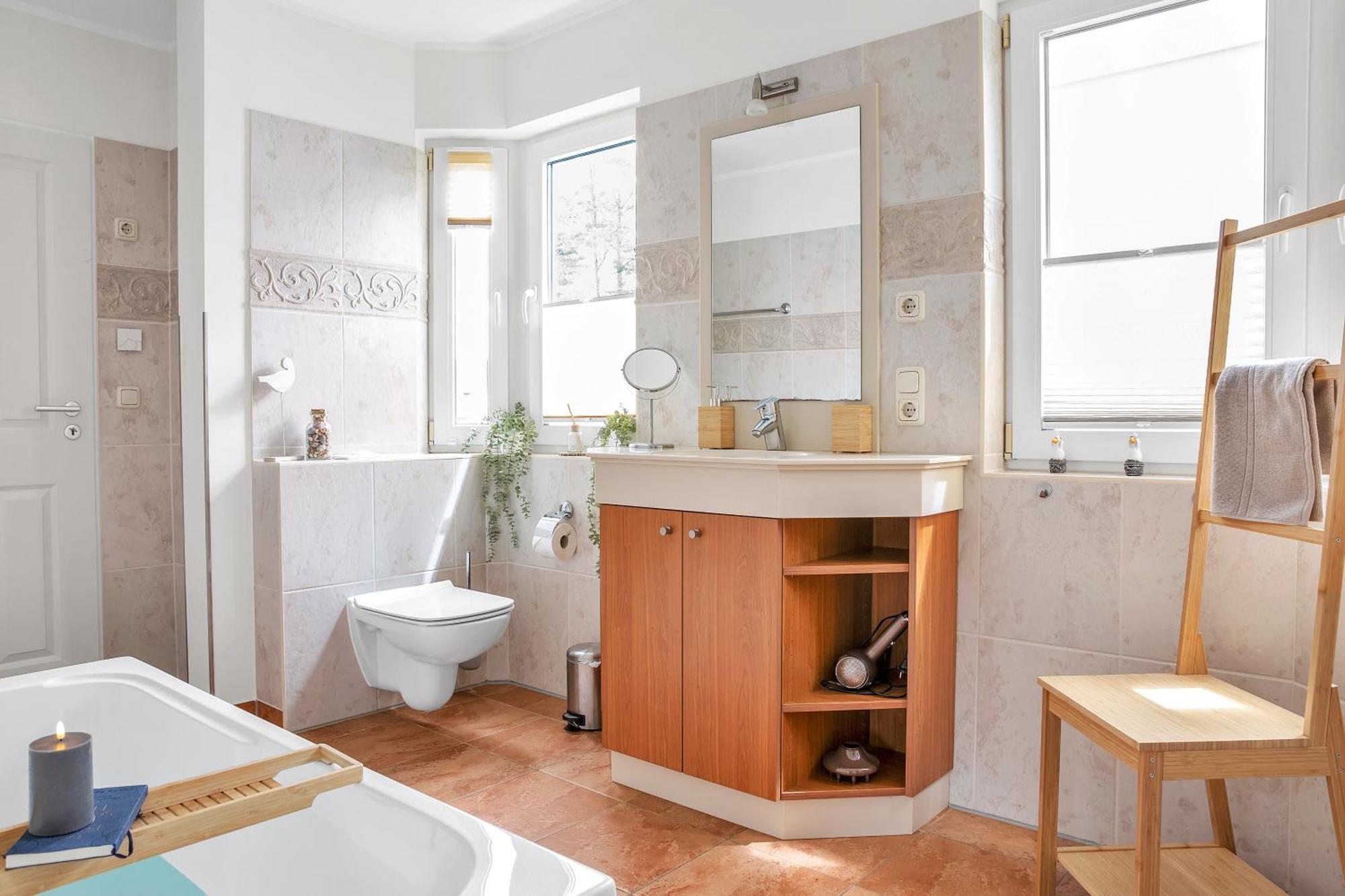 Hygge Apartments: Lakeside Retreat with Garden and Pet-Friendly Atmosphere Goehren-Lebbin Exterior photo