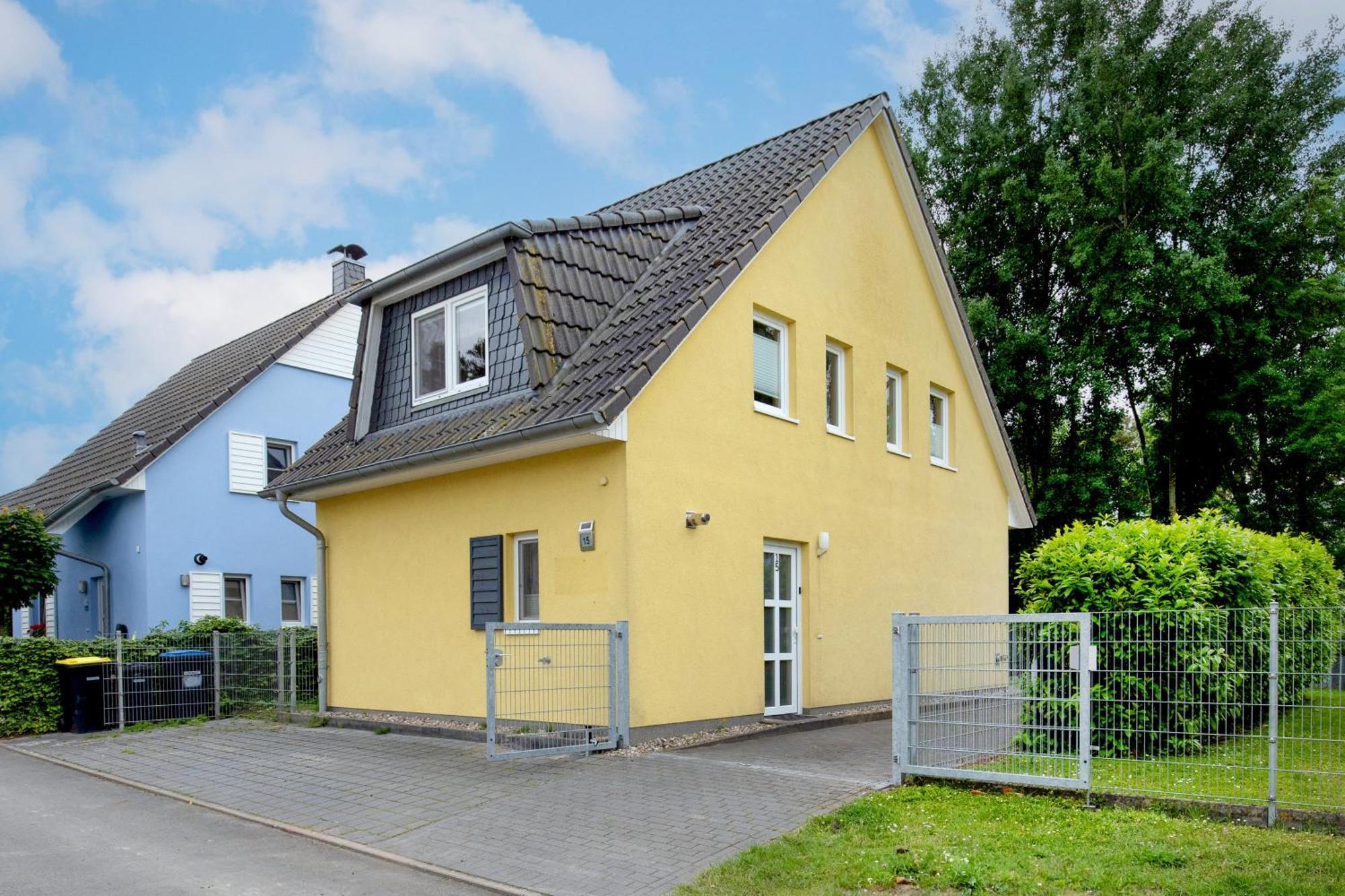 Hygge Apartments: Lakeside Retreat with Garden and Pet-Friendly Atmosphere Goehren-Lebbin Exterior photo